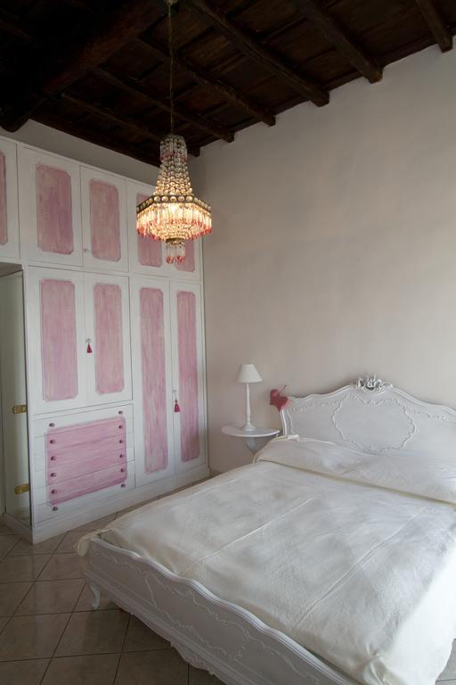Bed and Breakfast La Casa Di Milady Дженцано-ди-Рома Номер фото